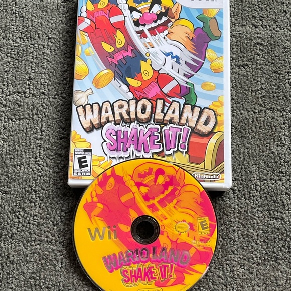 Nintendo Wario Land: Shake It! for Wii - Colorful Adventure - Picture 2 of 3